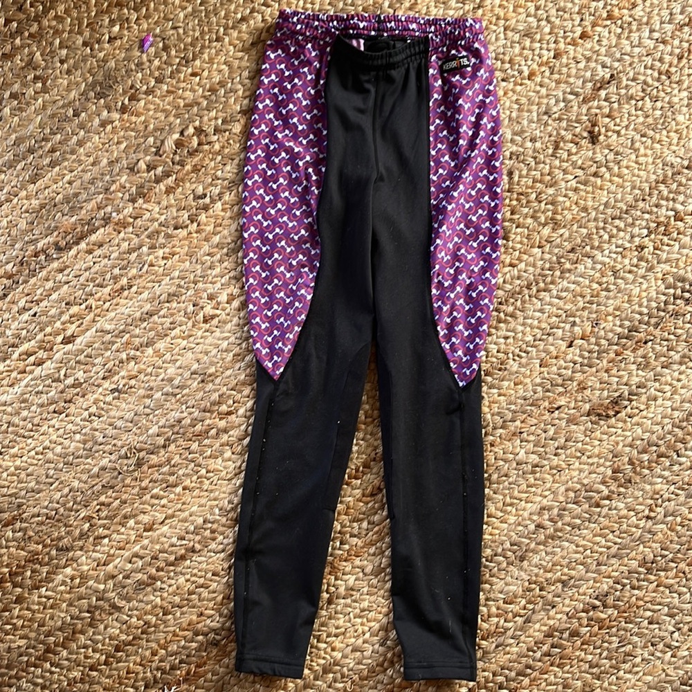 KERRITS girls x small schooling legging.